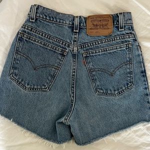 Levi’s High Waisted Denim Jean Short 512 550